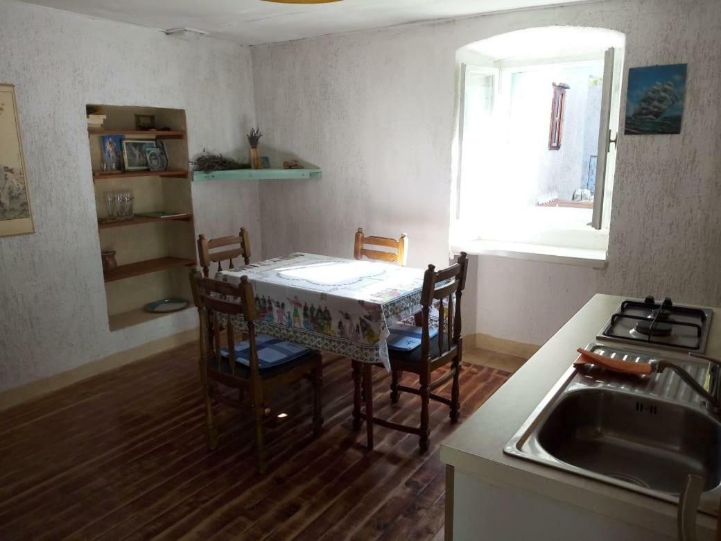 Apartman Dinko Lubenice Esterno foto
